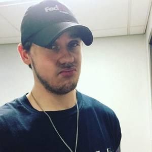 Meet your Posher, Blake